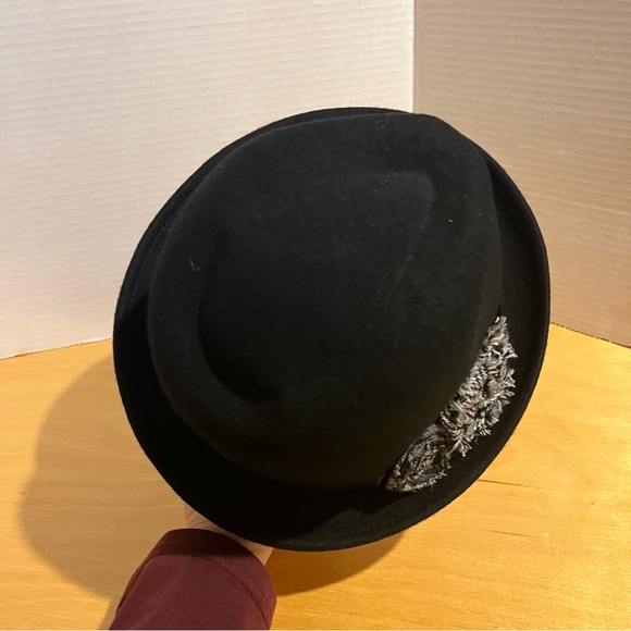 Sonoma Wool Hat With Cloth Flowers Women’s One Size Black Fedora - Picture 6 of 9